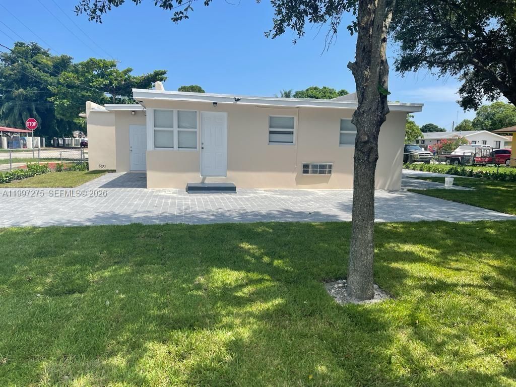 5800 Taylor St, Unit 2, Hollywood, FL 33021 Photo