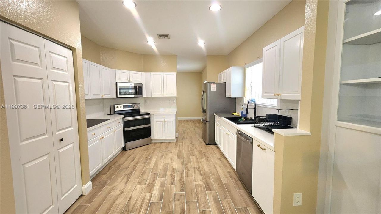 343 NE 36th Terrace, Homestead, FL 33033 Photo