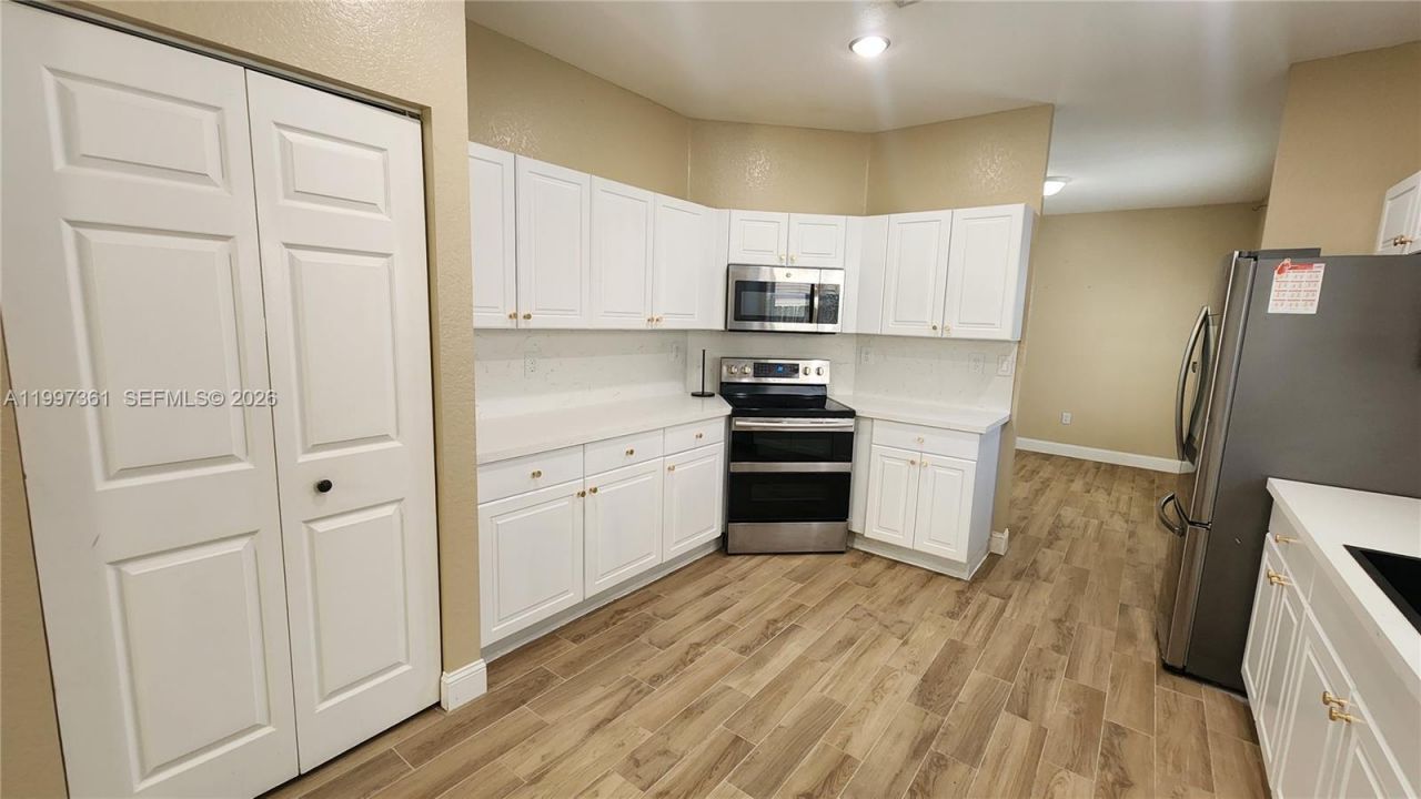 343 NE 36th Terrace, Homestead, FL 33033 Photo