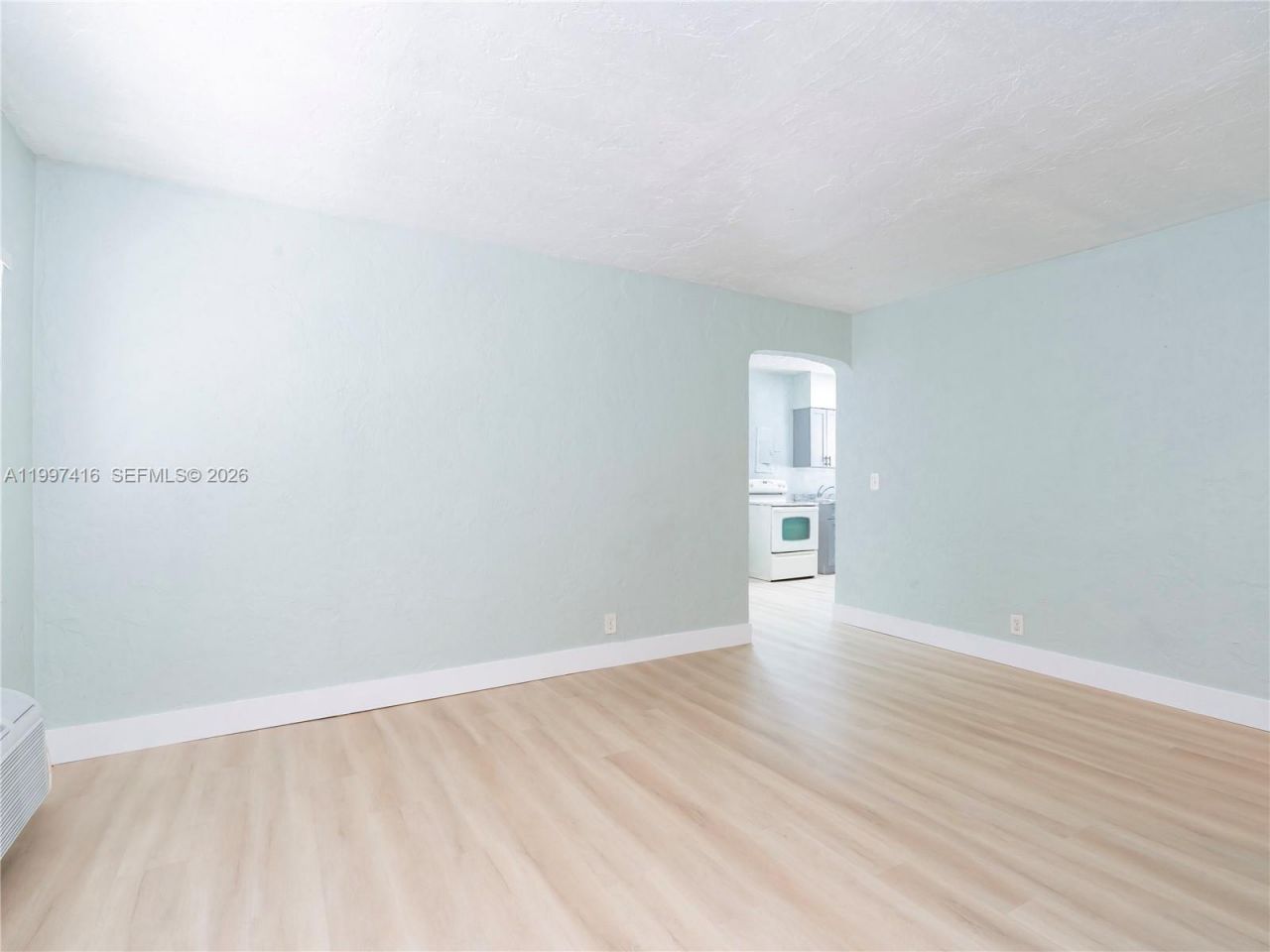 7635 Dickens Ave, Miami Beach, FL 33141 Photo