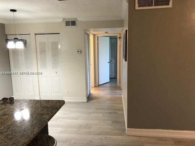 10733 Cleary Blvd, Unit 304, Plantation, FL 33324 Photo