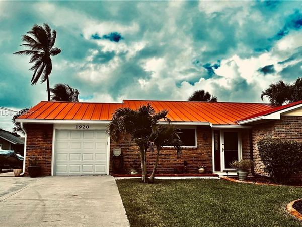 1920 Eucalyptus Ave, Hutchinson Island, FL 34949