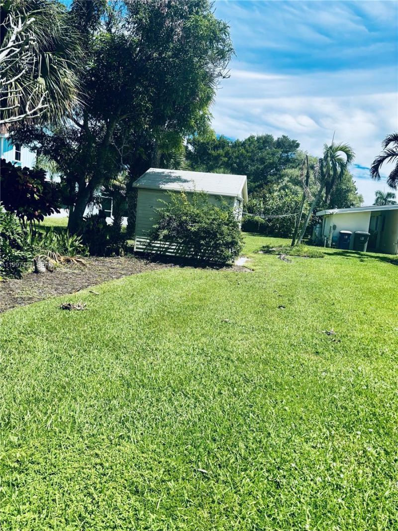 1920 Eucalyptus Ave, Hutchinson Island, FL 34949 Photo