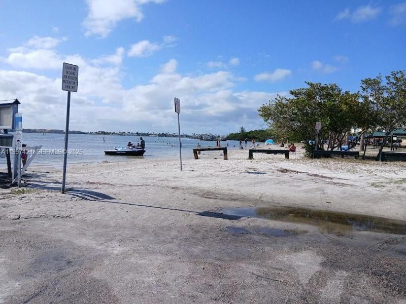 1920 Eucalyptus Ave, Hutchinson Island, FL 34949 Photo