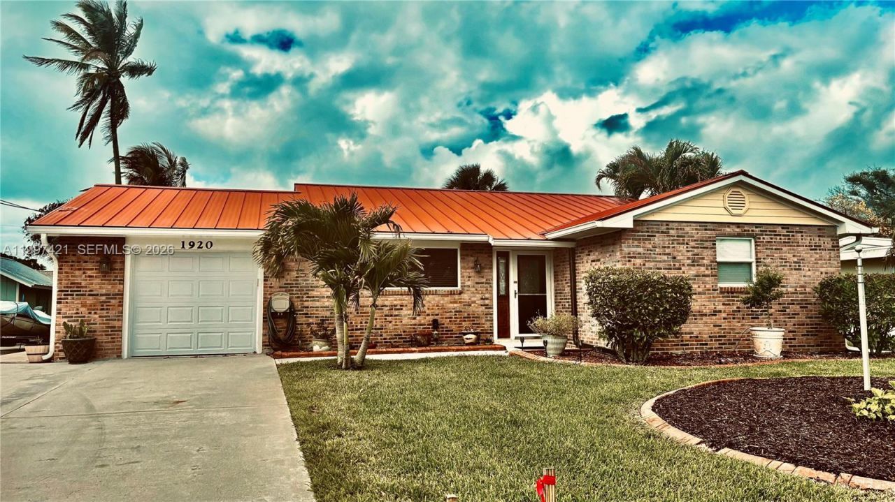 1920 Eucalyptus Ave, Hutchinson Island, FL 34949 Photo
