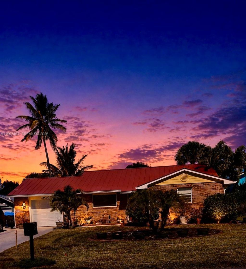 1920 Eucalyptus Ave, Hutchinson Island, FL 34949 Photo
