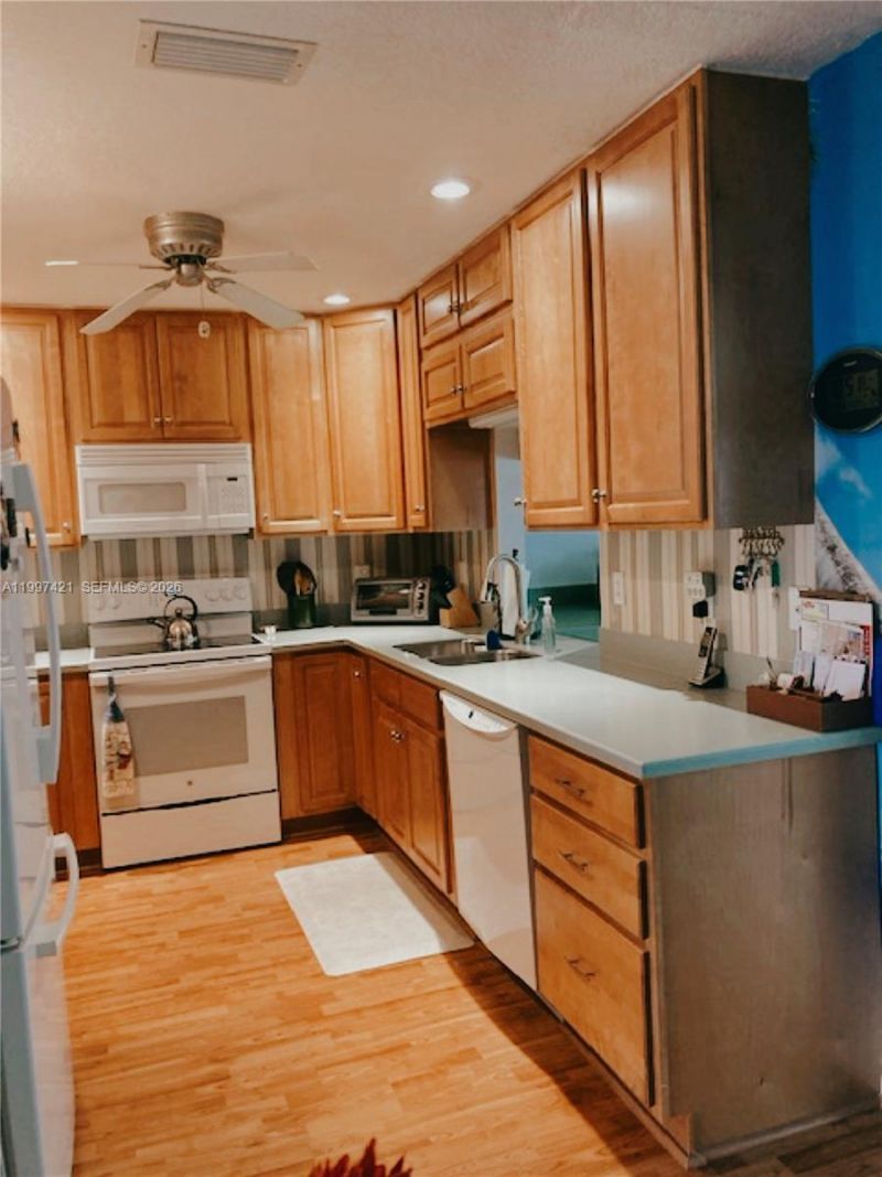 1920 Eucalyptus Ave , Hutchinson Island, FL 34949 Photo