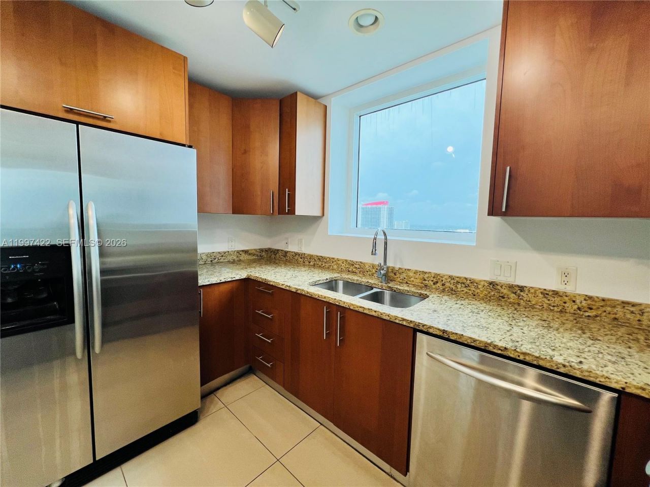 1945 S Ocean Dr, Unit 2114, Hallandale Beach, FL 33009 Photo