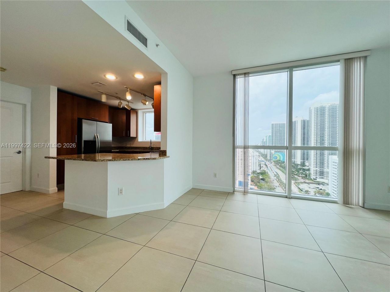 1945 S Ocean Dr, Unit 2114, Hallandale Beach, FL 33009 Photo
