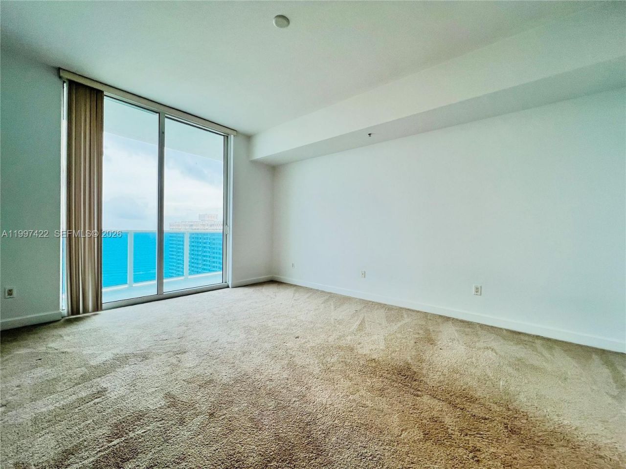 1945 S Ocean Dr, Unit 2114, Hallandale Beach, FL 33009 Photo