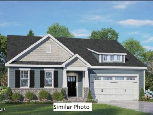 203 Strawberry Acres Drive , Elizabeth City, NC 27909