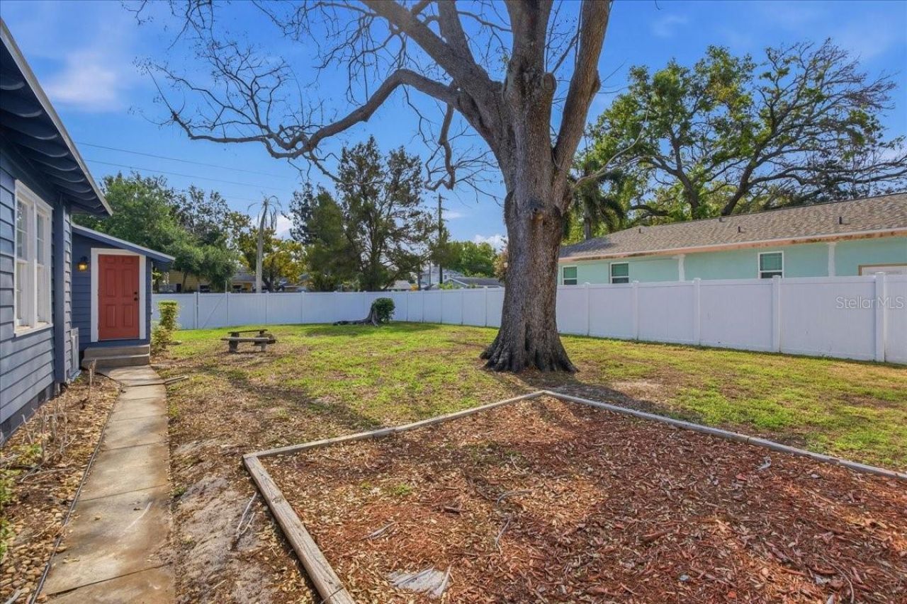 1200 22nd Avenue N, Saint Petersburg, FL 33704 Photo