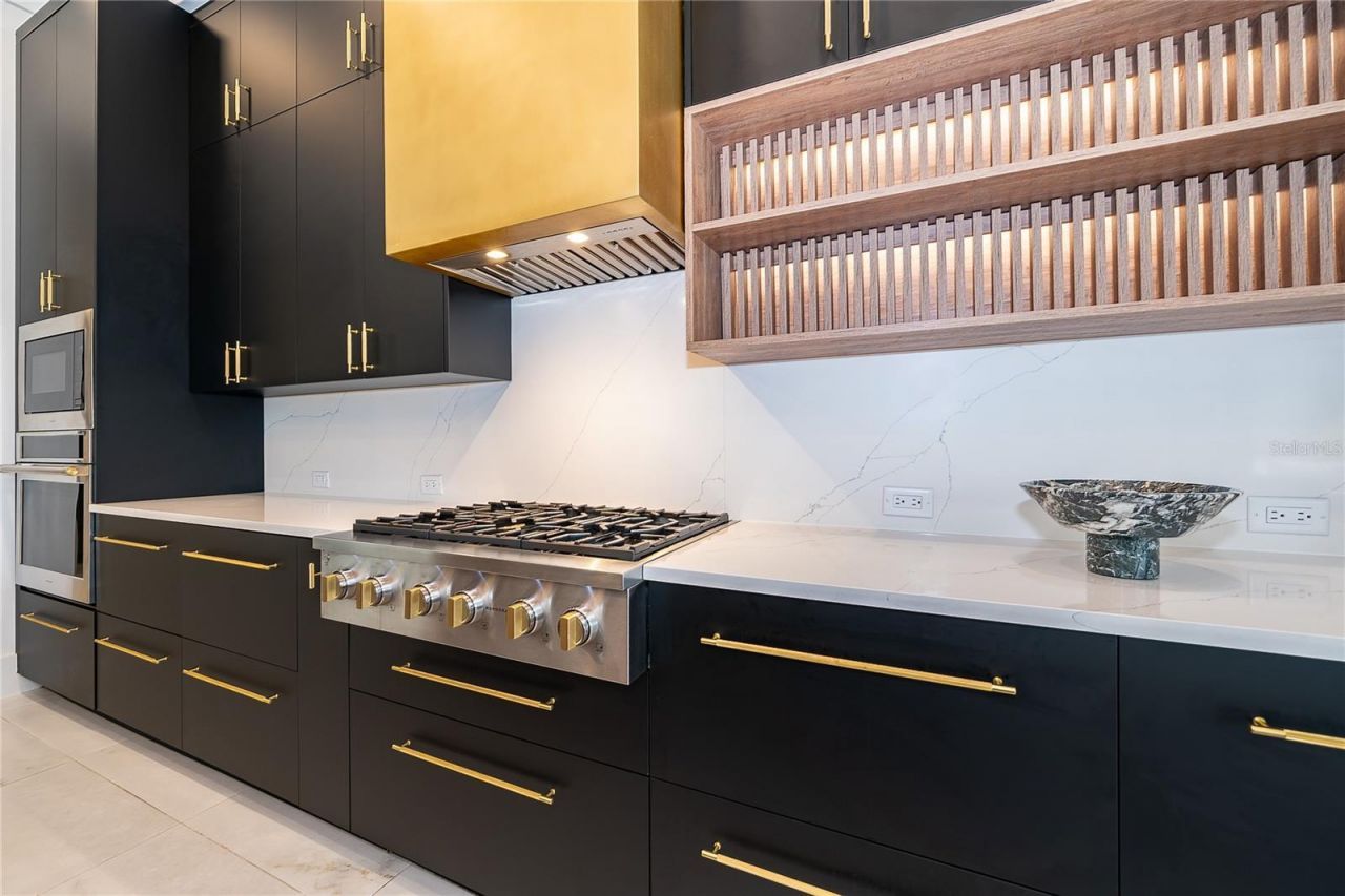 15210 Pendio Drive, Montverde, FL 34756 Photo