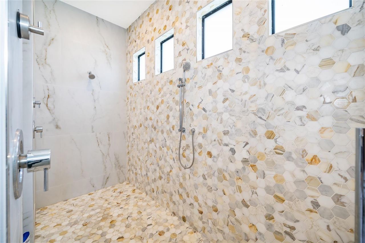 15210 Pendio Drive, Montverde, FL 34756 Photo