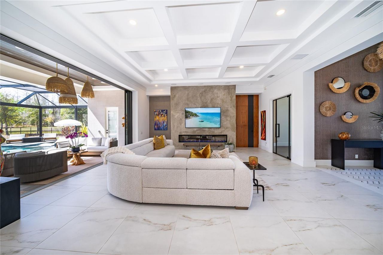 15210 Pendio Drive, Montverde, FL 34756 Photo