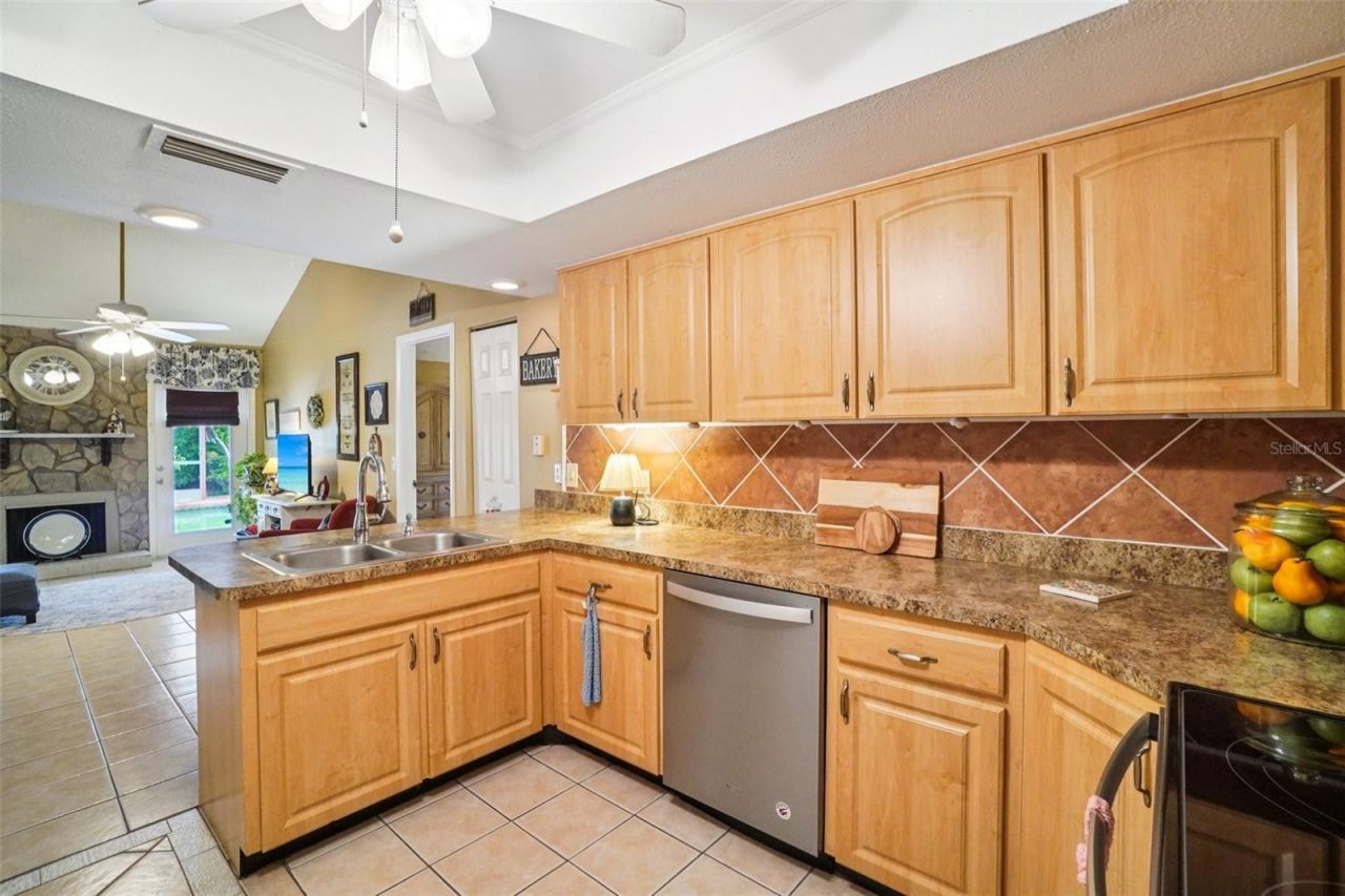 17803 Sunrise Drive, Lutz, FL 33549 Photo