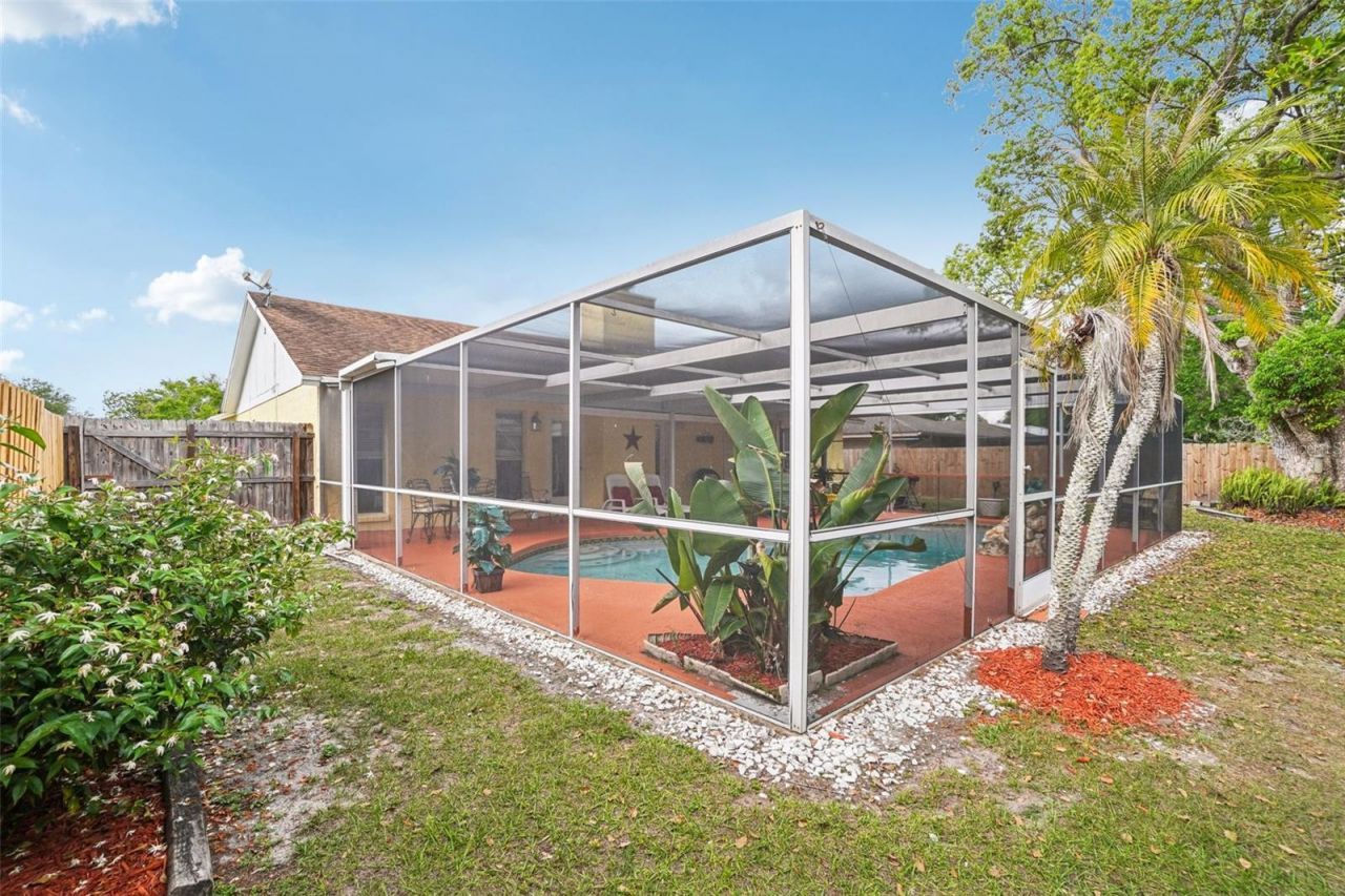 17803 Sunrise Drive, Lutz, FL 33549 Photo