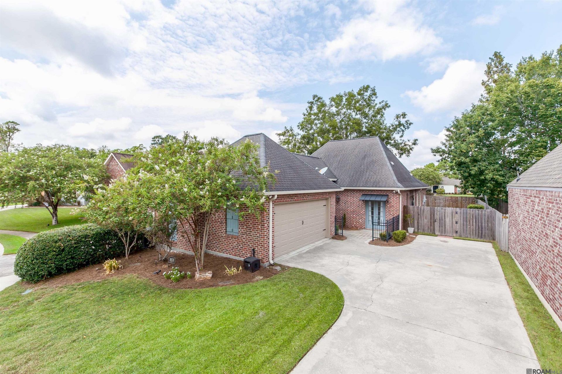 10131 Hillmont Ave, Baton Rouge, LA 70810 Main Photo