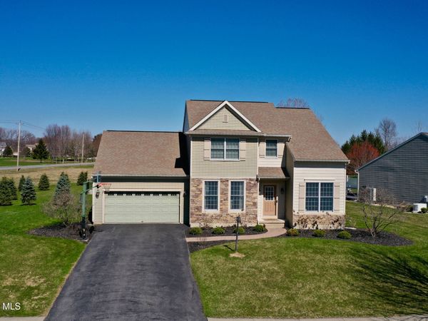 1 Parkway Circle, Ballston Lake, NY 12019