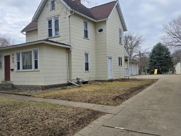 842 S Prairie Avenue, Fairmont, MN 56031