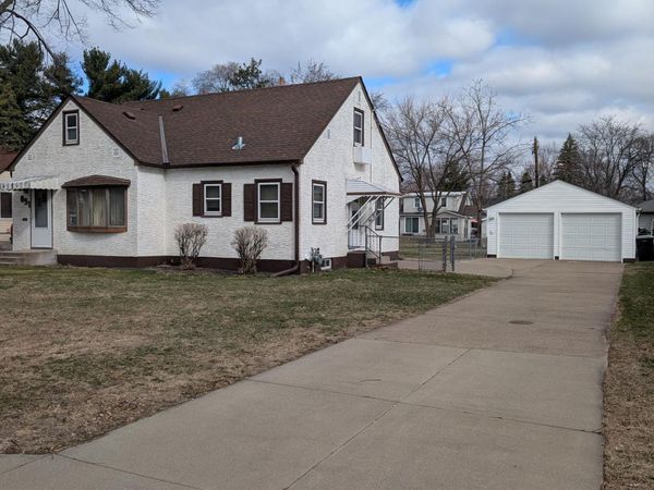 851 Madison Street , Anoka, MN 55303