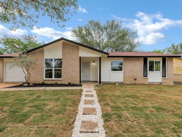 137 Stapleton St., San Antonio, TX 78227