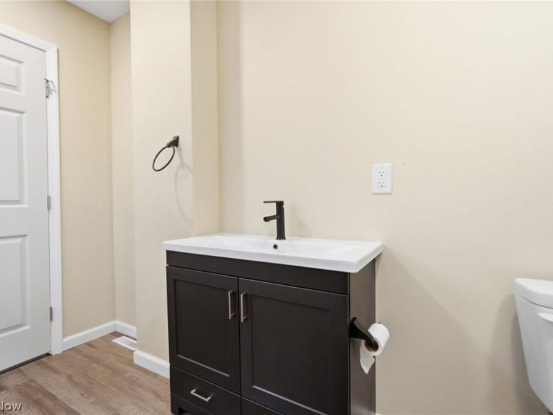 900 S Seneca Avenue, Alliance, OH 44601 Photo 25