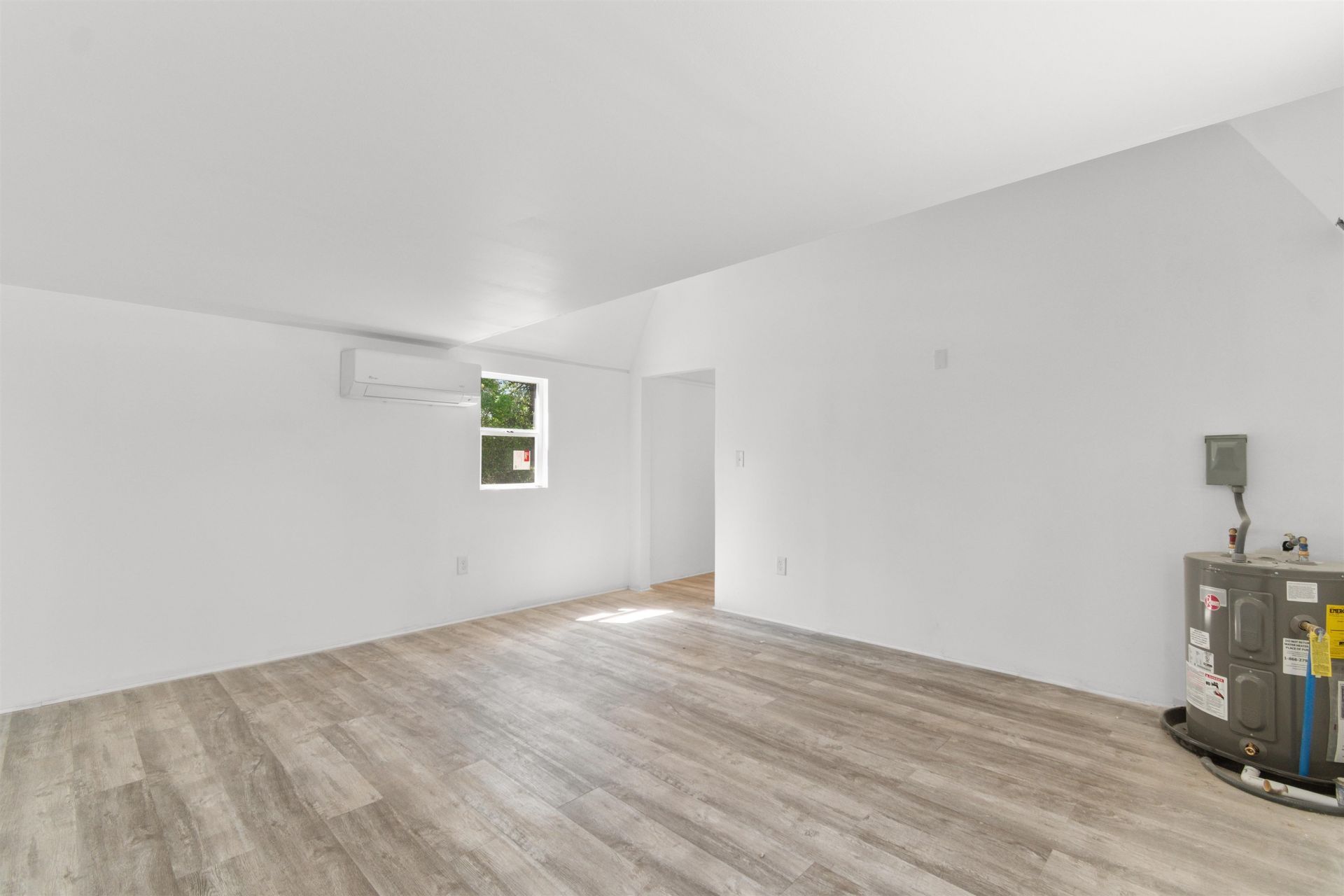 1991 Church Rd. Photo 20