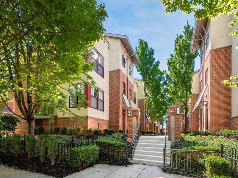 587 E Rich Street, Unit 104, Columbus, OH 43215 Photo 2