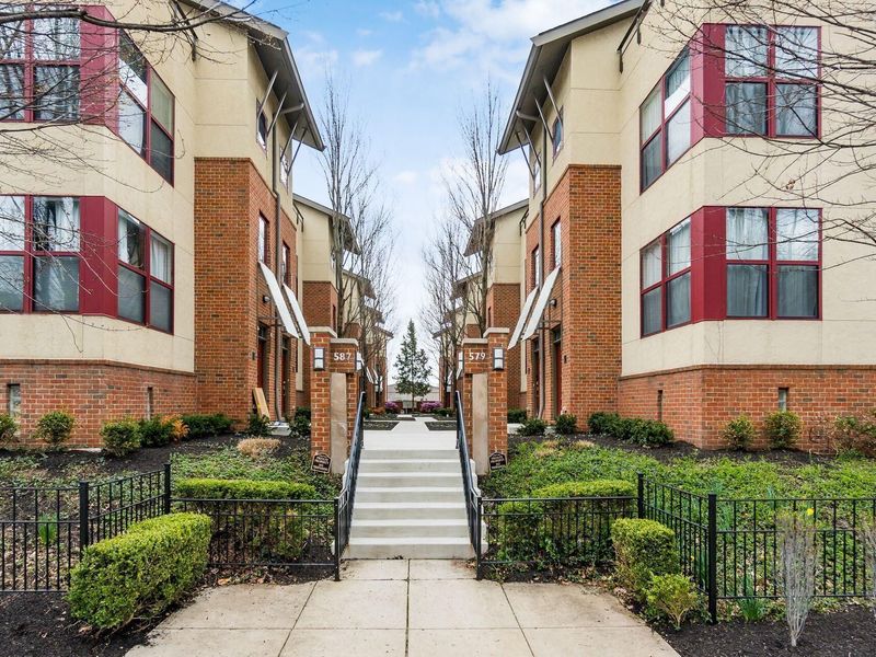 587 E Rich Street, Unit 104, Columbus, OH 43215 Photo 2