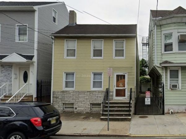 268 Walnut St, Newark, NJ 07105