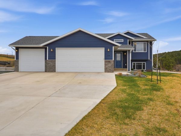 5238 Chalkstone Court, Rapid City, SD 57701