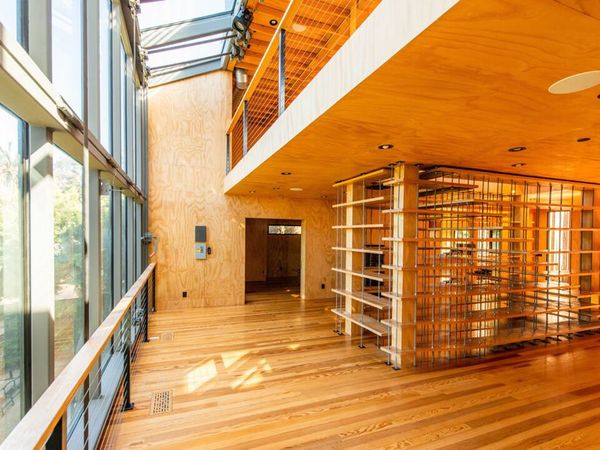 2460 Beverley Avenue, Santa Monica, CA 90405