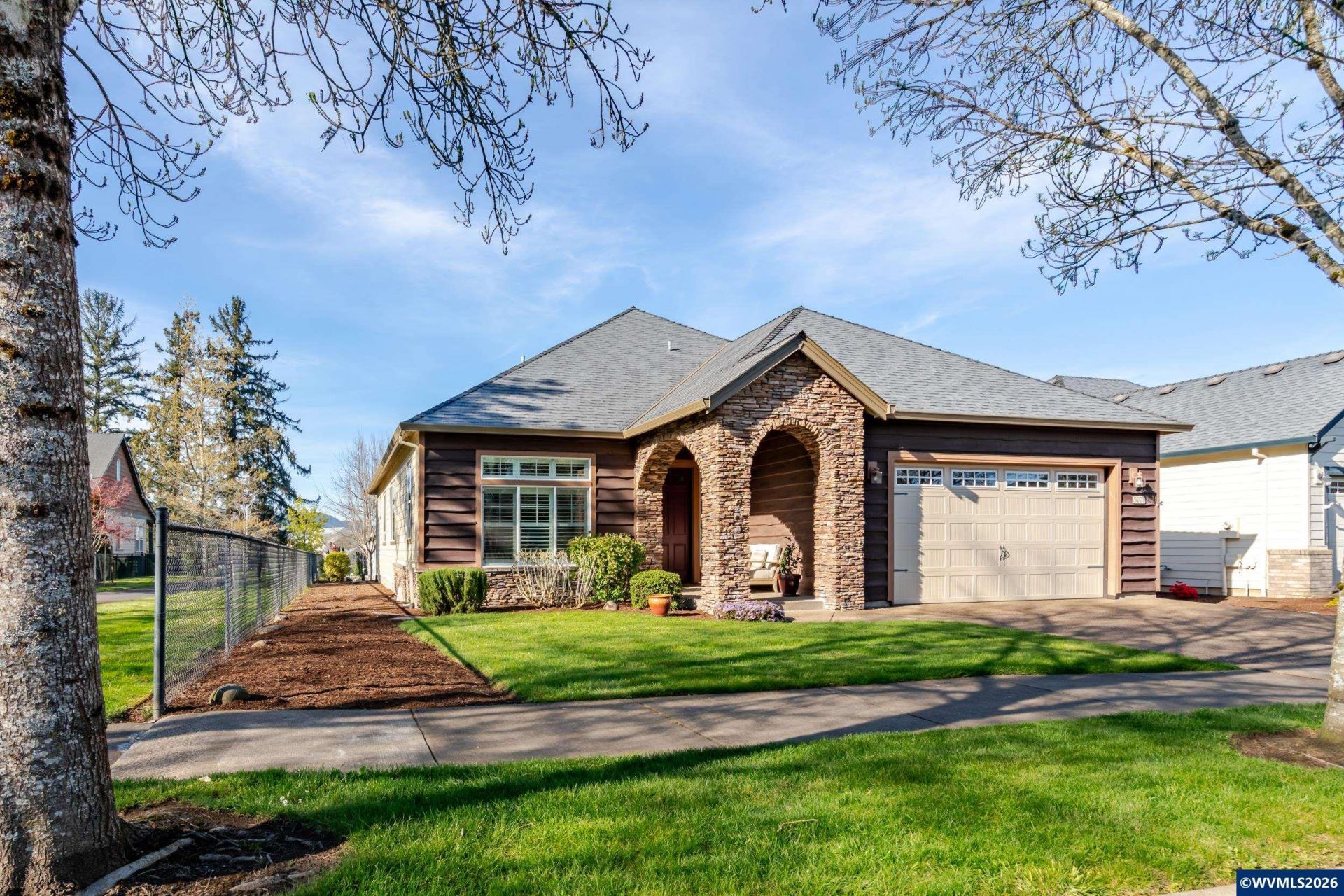 5001 SW Hollyhock Cir, Corvallis, OR 97333 Main Photo