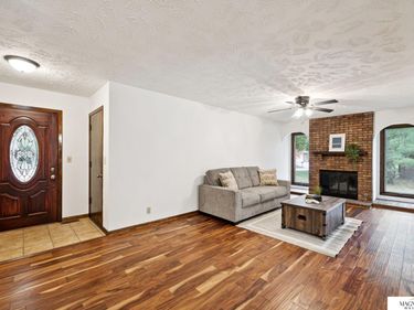 5800 Berkeley Drive, Lincoln, NE 68512