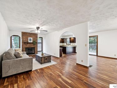 5800 Berkeley Drive , Lincoln, NE 68512