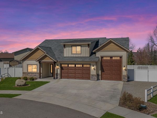 1402 W Wayward CIR , Post Falls, ID 83854