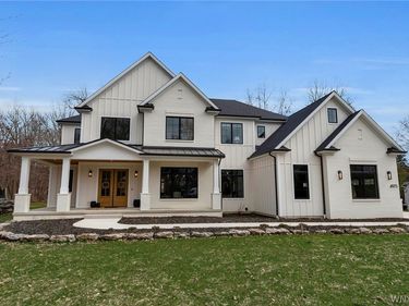 4975 Spaulding Drive, Clarence, NY 14031