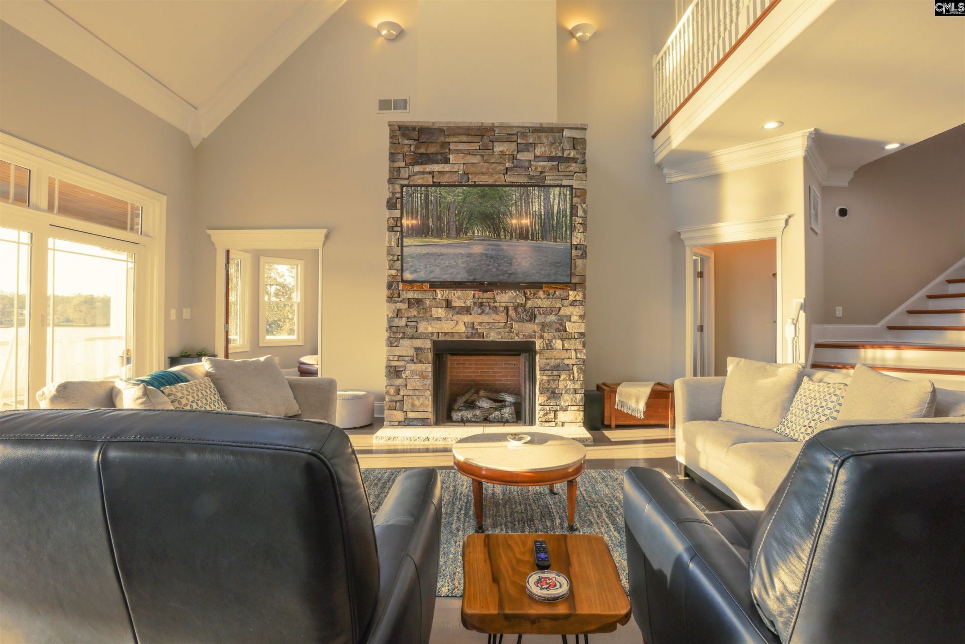 553 Jacobs Mill Pond  Photo 14