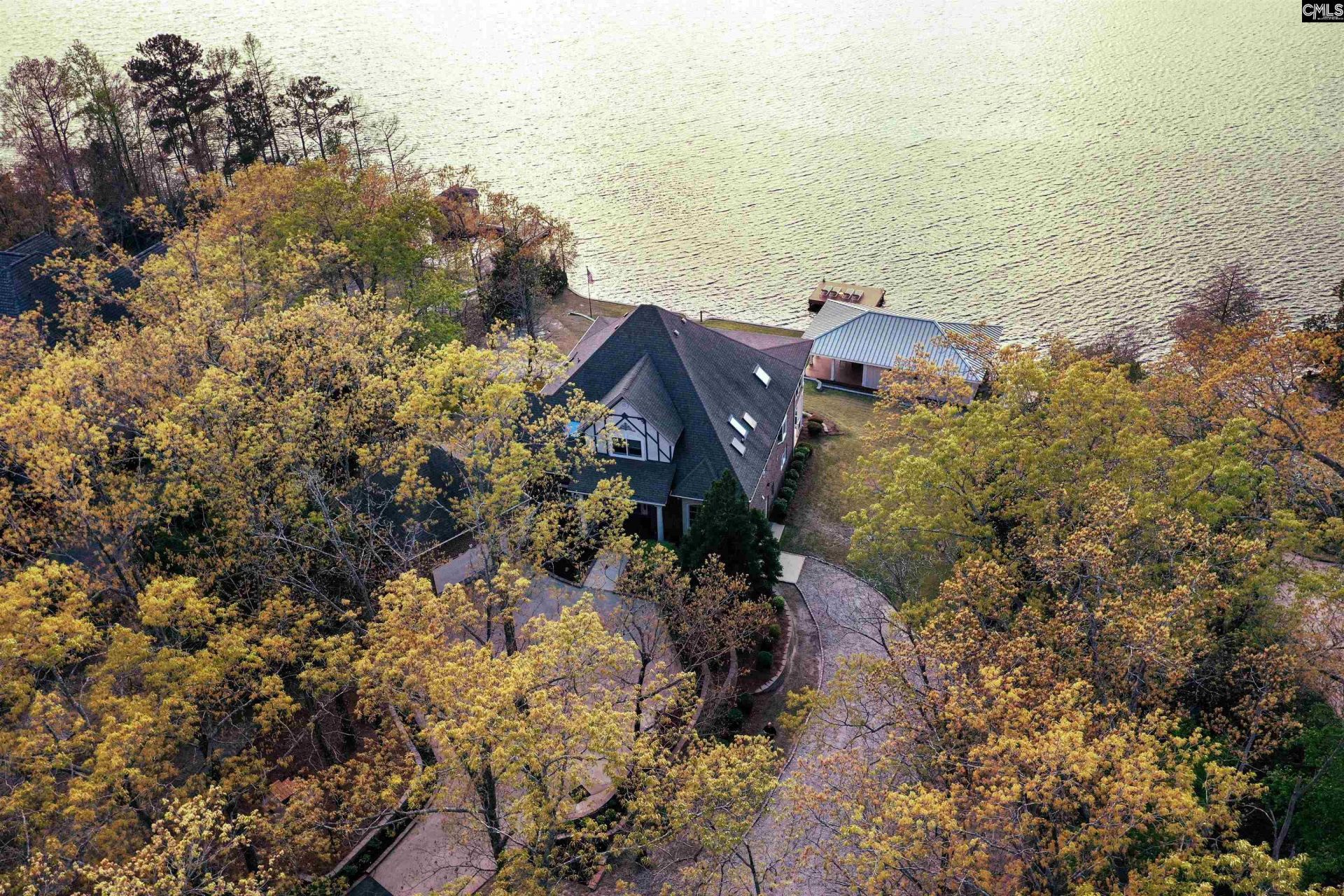 553 Jacobs Mill Pond  Photo 4