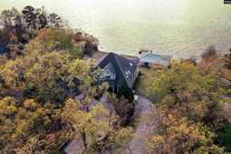 553 Jacobs Mill Pond  photo 4