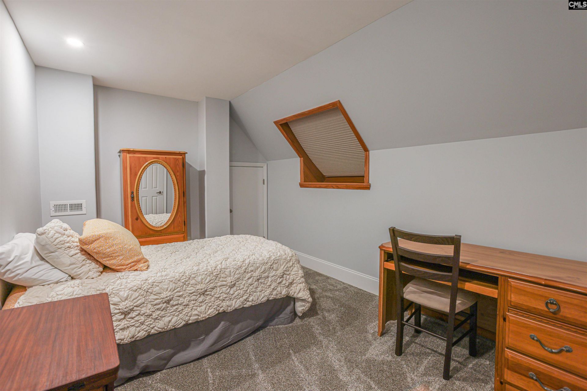 553 Jacobs Mill Pond  Photo 43