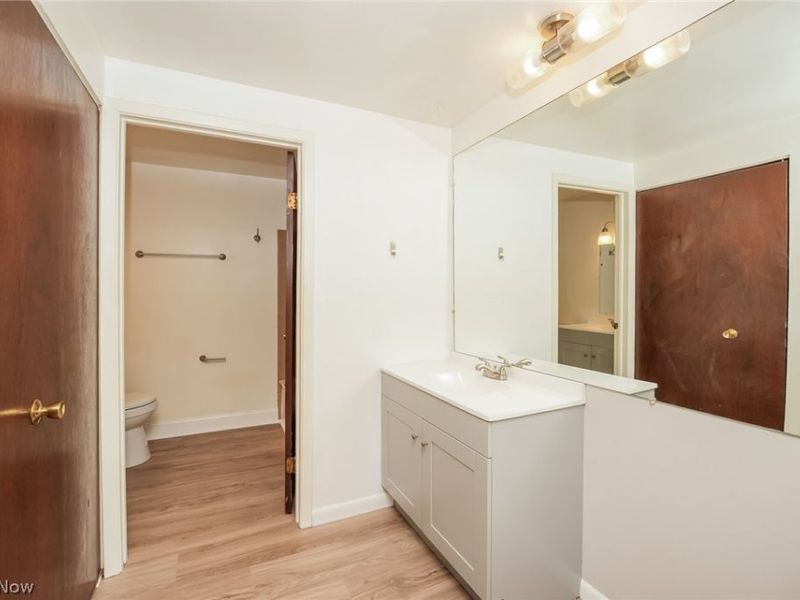 9471 Madison Lane , North Royalton, OH 44133 Photo 11