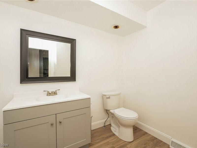 9471 Madison Lane , North Royalton, OH 44133 Photo 13