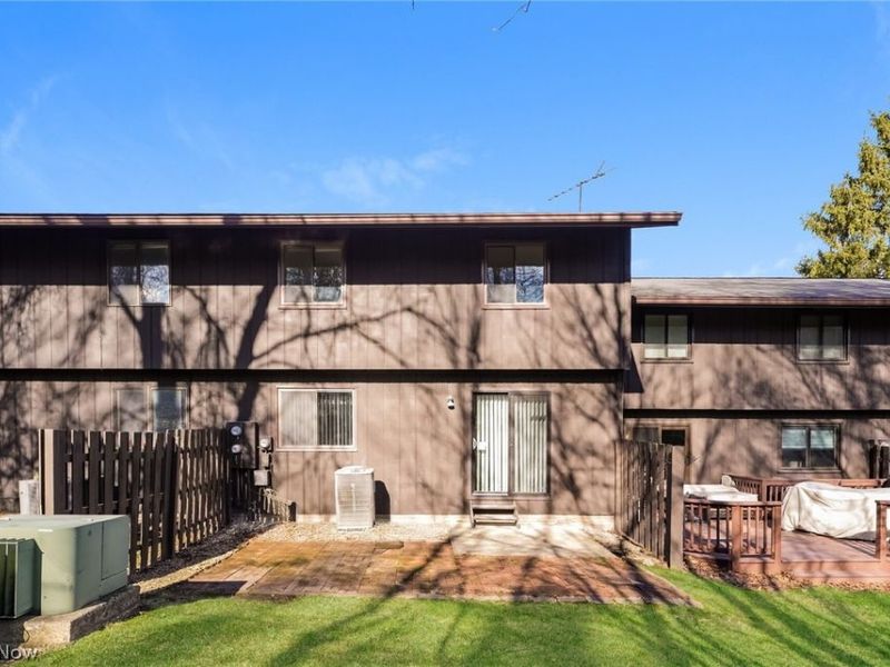 9471 Madison Lane , North Royalton, OH 44133 Photo 17