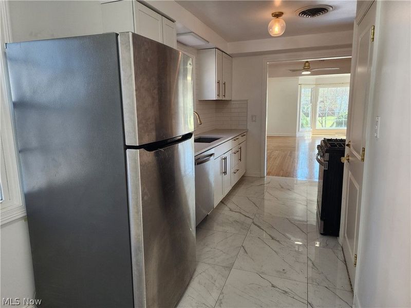 3532 Normandy Road , Unit DOWN, Shaker Heights, OH 44120 Photo 5