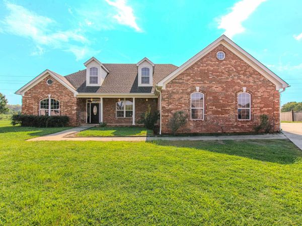 1306 Tupelo Court, Jacksonville, AR 72076