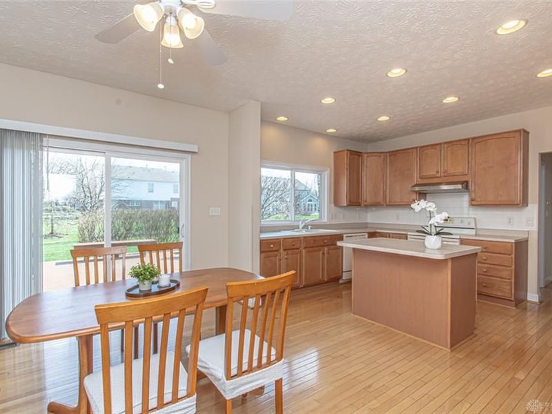 9741 Olde Georgetown Way, Centerville, OH 45458 Photo 19