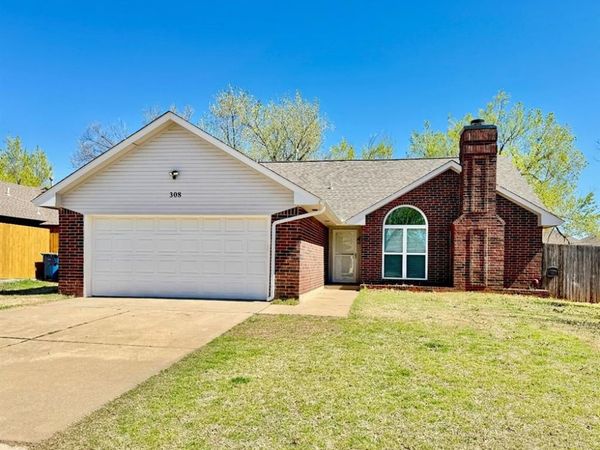 308 N Lockeport Drive, Edmond, OK 73003
