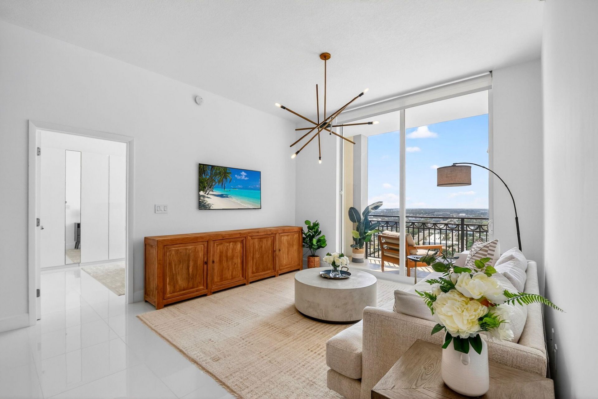 550 Okeechobee Boulevard, Unit Lph-07, West Palm Beach, FL 33401 Main Photo